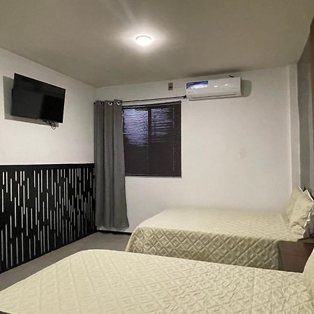 Apartamentos Aeropuerto Σιουδάδ Χουάρες Εξωτερικό φωτογραφία