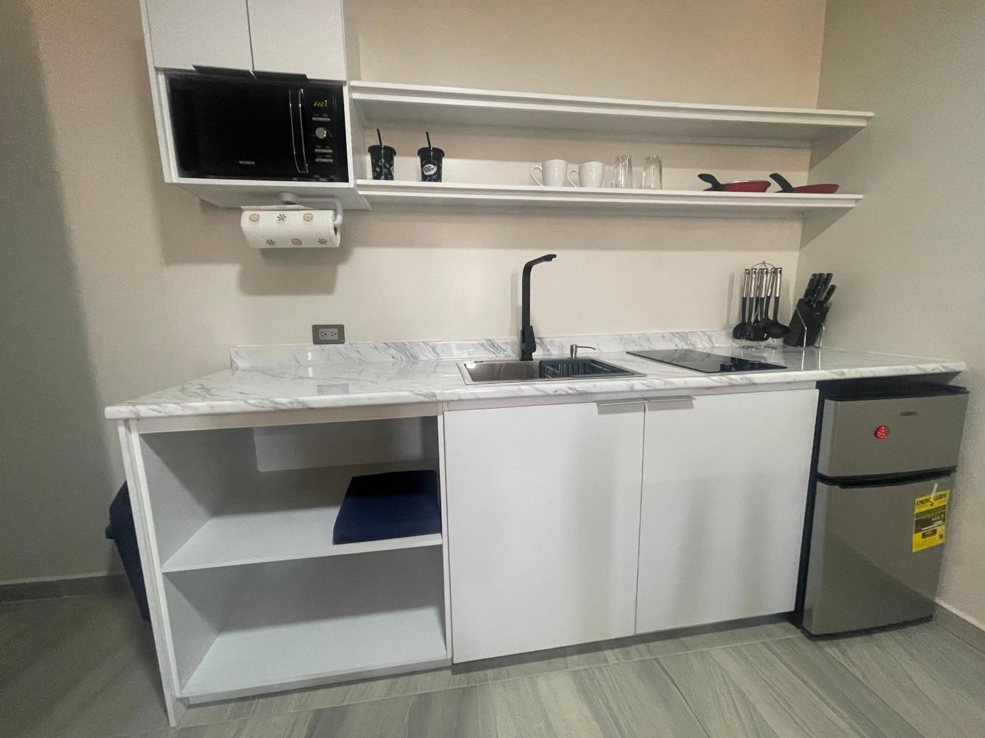 Apartamentos Aeropuerto Σιουδάδ Χουάρες Εξωτερικό φωτογραφία