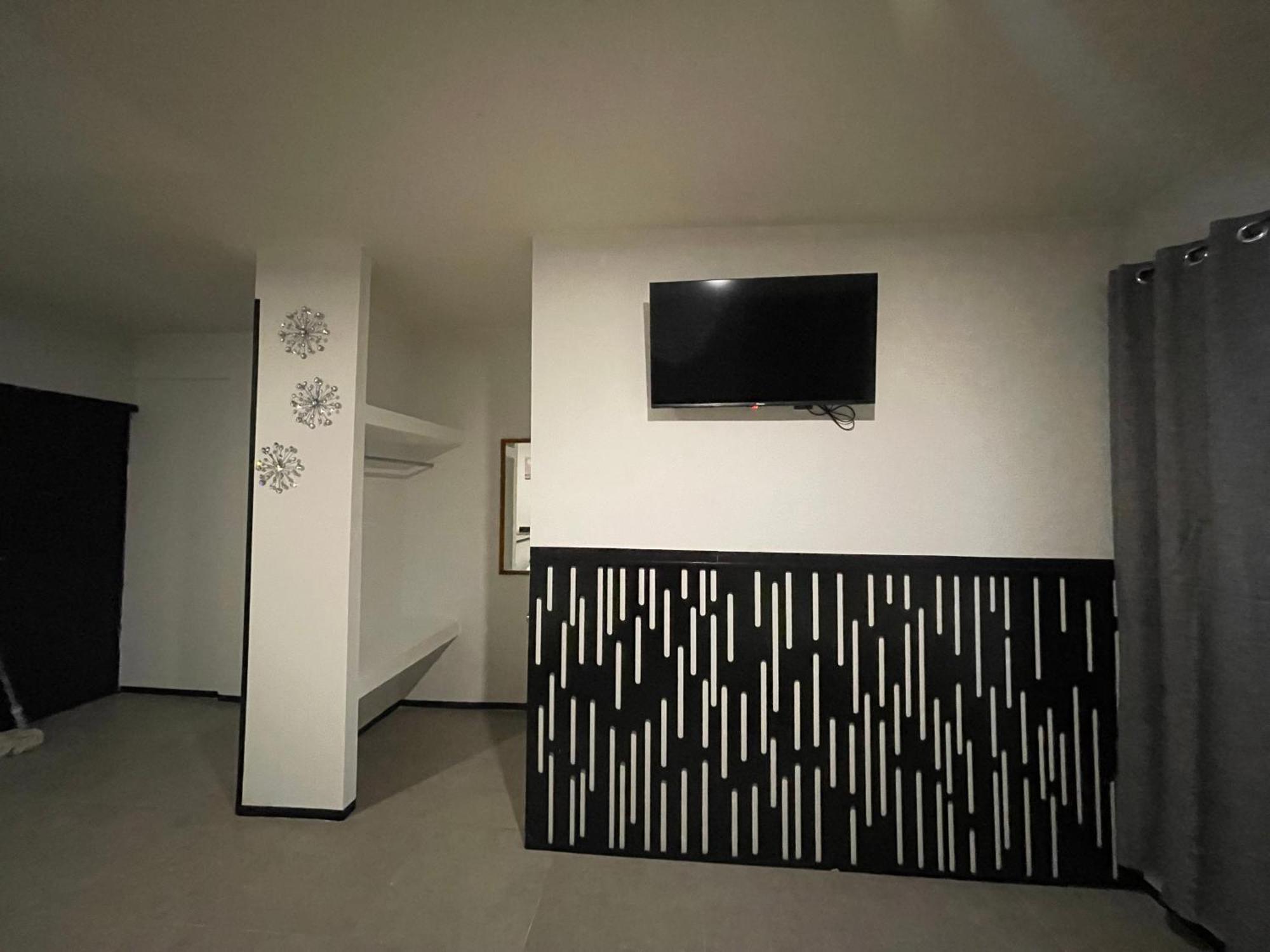 Apartamentos Aeropuerto Σιουδάδ Χουάρες Εξωτερικό φωτογραφία